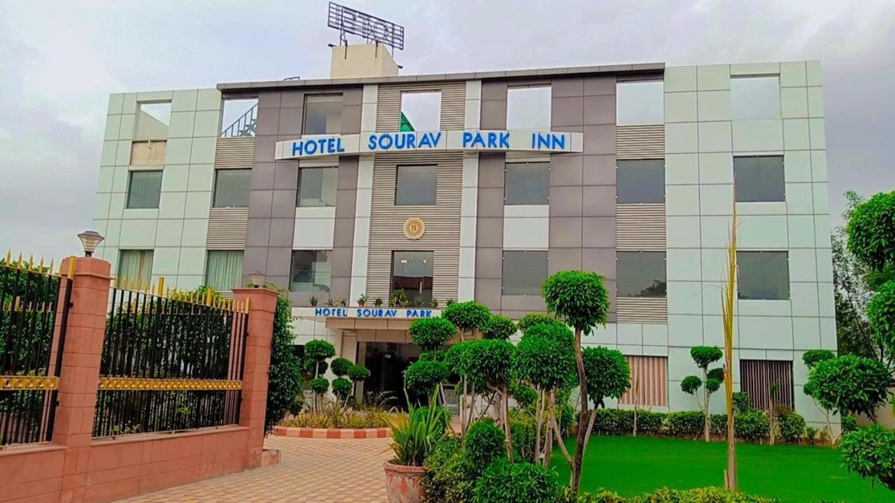 Hotel Sourav Park Inn Agra Agra  Exterior foto